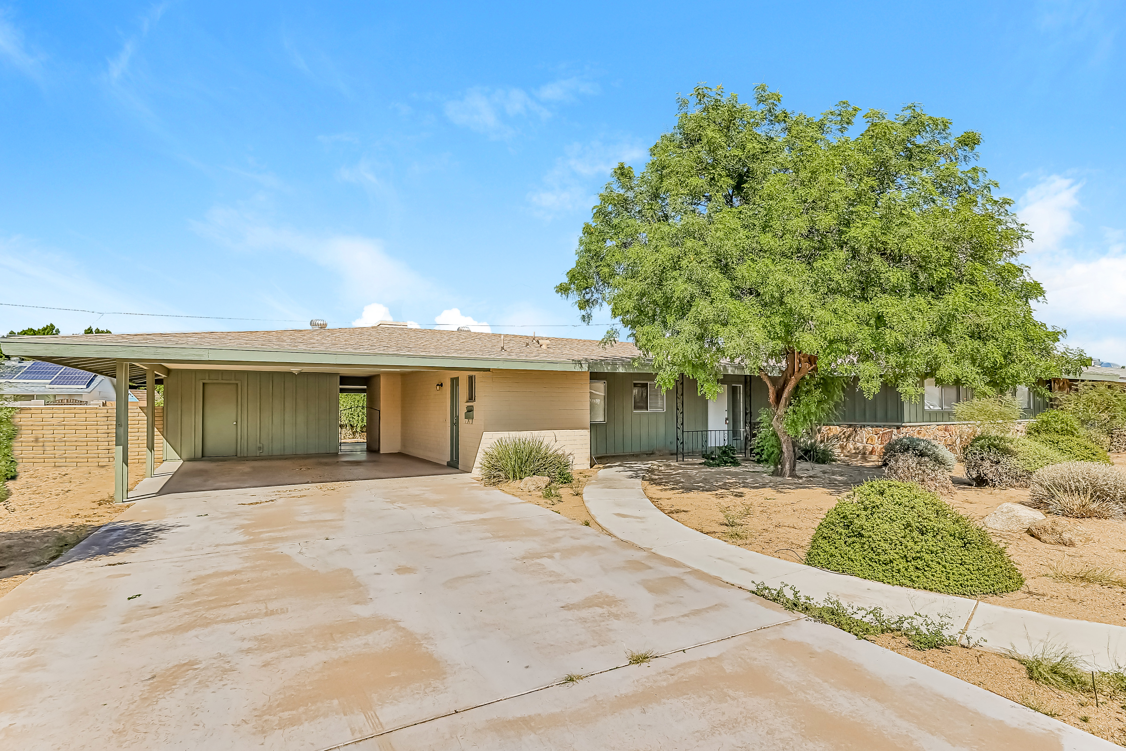 838 E 10th St Mesa, AZ 85203